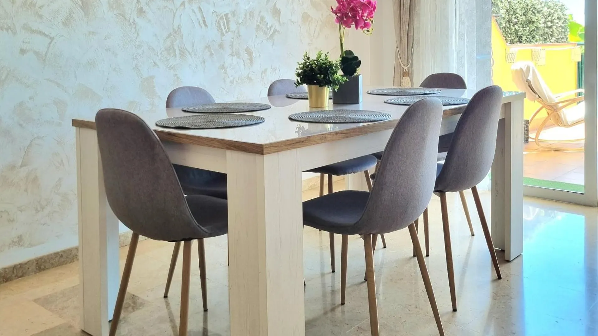 Apartamento En Playa La Arena Puerto de Santiago
